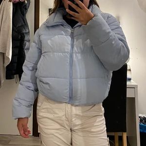 Jacka - En superfin höst jacka från Lager 157 i färg av turkos💗 Det är som ett nytt skick, har bara använt jackan under en höst.