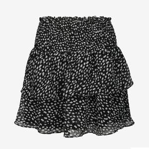 säljer denna fina kjol från chelsea!❤️❤️ Perfekt nu inför sommarn! Använd fåtal gånger❤️ 200 + frakt💓