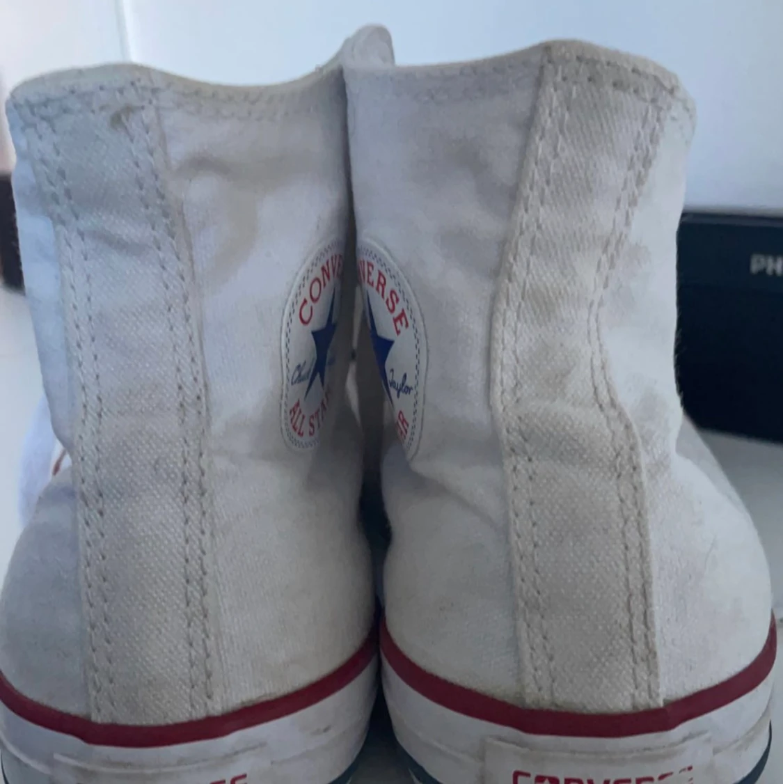 Äkta convers (HÖGA) storlek 36! - 91