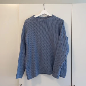 Tröja från STOCKHLM - Mjuk tröja med häftigt mönster från STOCKHLM. 