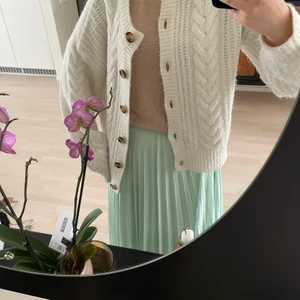 Kjol - Så fin kjol från bershka , endast testad med lapp kvar!❣️❣️❣️köpt i krotien