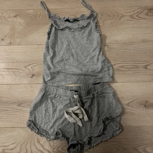 Pyjamassett - Fint skick
