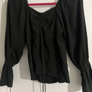 Pieces tröja  - Tröja från Pieces som användes ett fåtal gånger