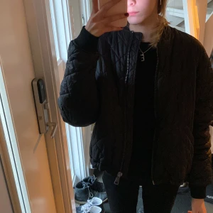 Jacka - Jättefin jacka