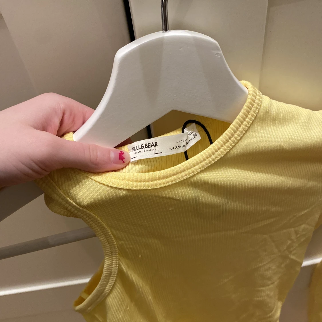 Enarmad festtopp🌼 - 91