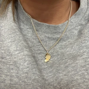 You and me halsband - Vill få sålt snabbt. Kan byta. Det är 45 cm långt