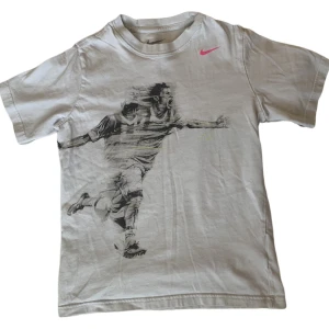 Nike T-Shirt - .