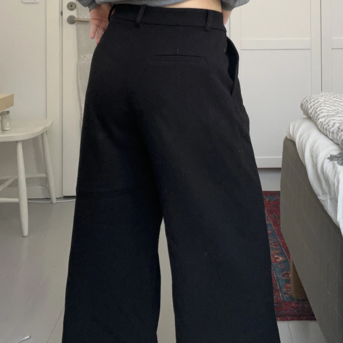 Svarta kostymbyxor - 91