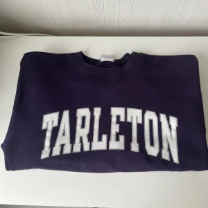 Vintage Crewneck  - Bra skick inga hål eller fläckar