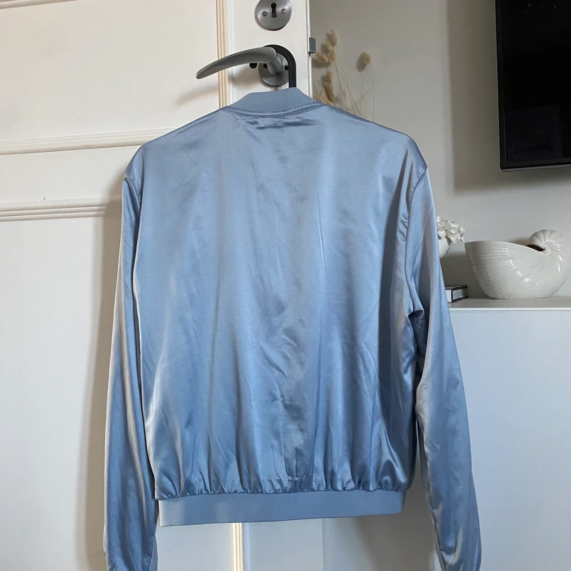 Tunn bomberjacka - 91