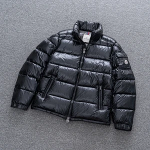 Moncler Down Jacket - Jacka