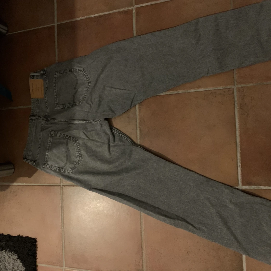 Gråa loose jeans - 90