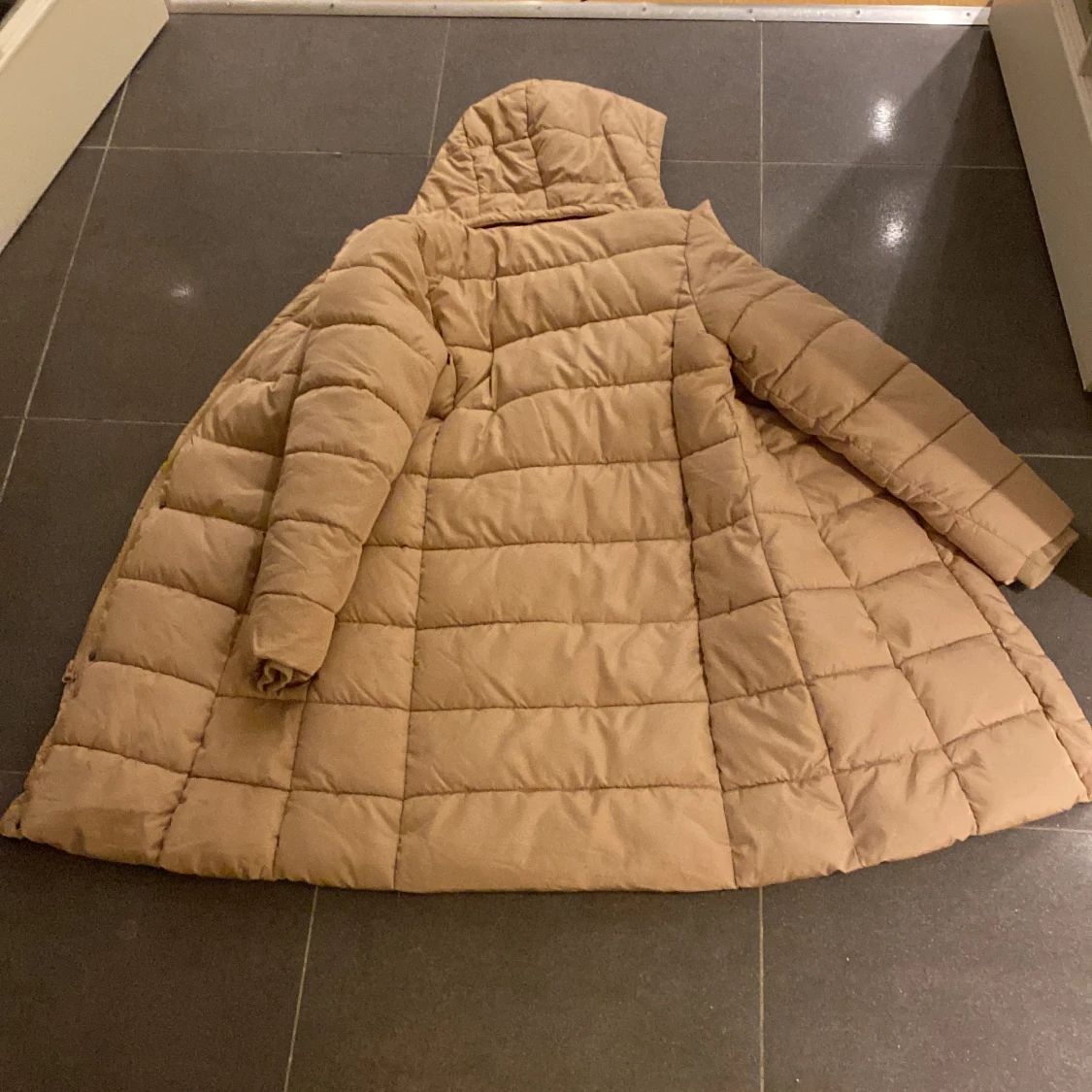 Lång midjad jacka - 91