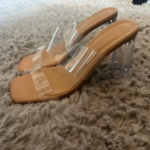 Populära klackar  - I fint sick 38!