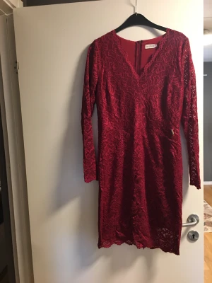 Spets klänningar - Klänningar 