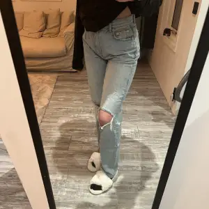Håliga jeans från Gina💕