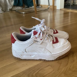 Puma sneakers - Endast använda några gånger