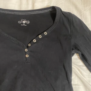 Tröja - Tröja i storlek 10(S/M)😊