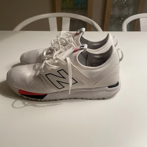 New balance 247 - New balance 247 i använt skick. Storlek 41