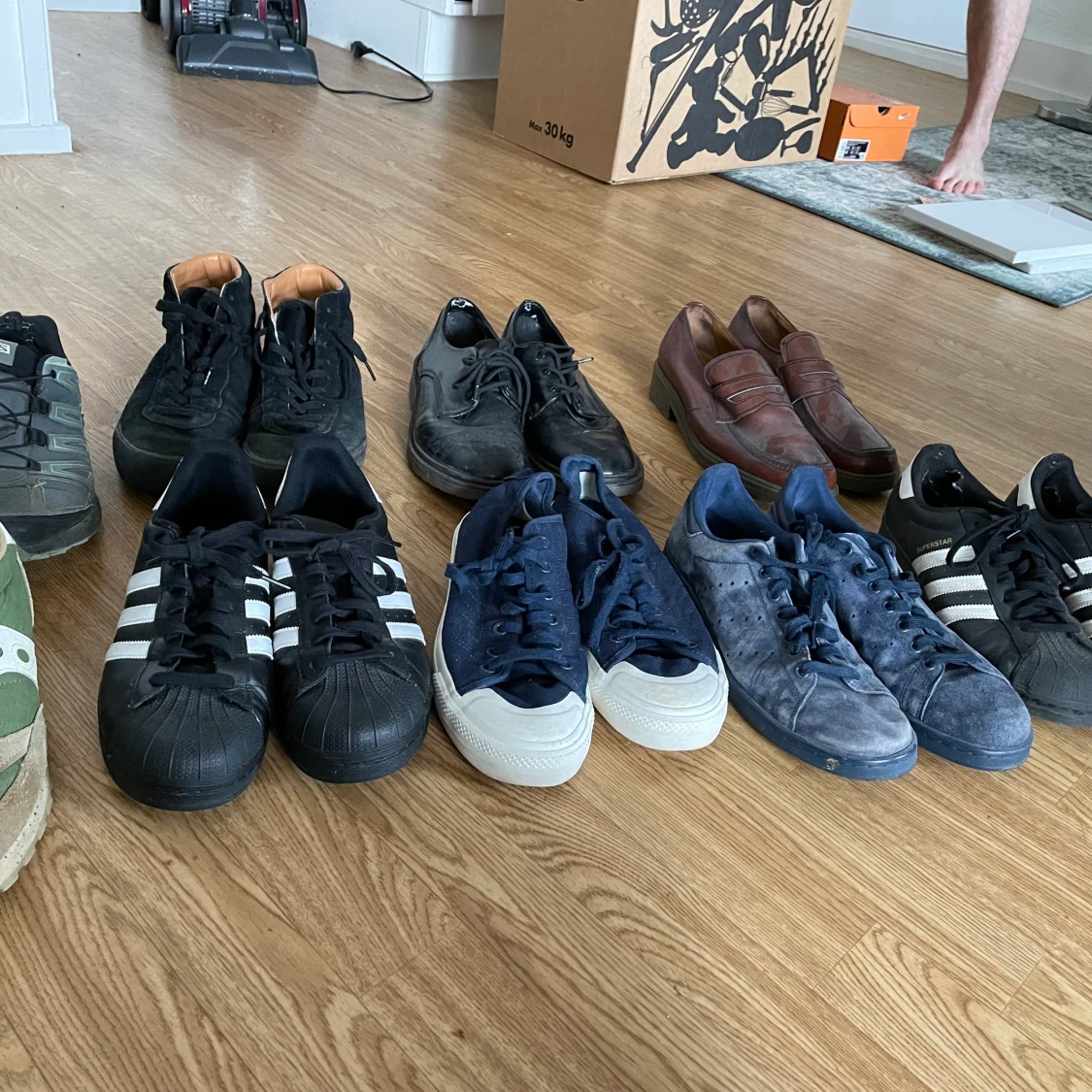 skor, storlekar 42-44 - 90