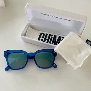 Chimi - Säljer mina chimis i färgen acai med spegelglas ❤️använda fåtal gånger, men har någon ynka repa här och var💓priset kan diskuteras, öppen för byten                Lånade bilder