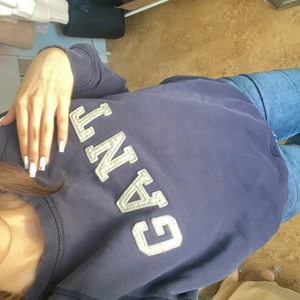 Säljer Gant tröja - Jättesöt tröja Storlek S Pris 150kr Finns i Södertälje och Stockholm 