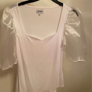 Fintopp  - Fintopp från bubbleroom, storlek S. Aldrigt använd 