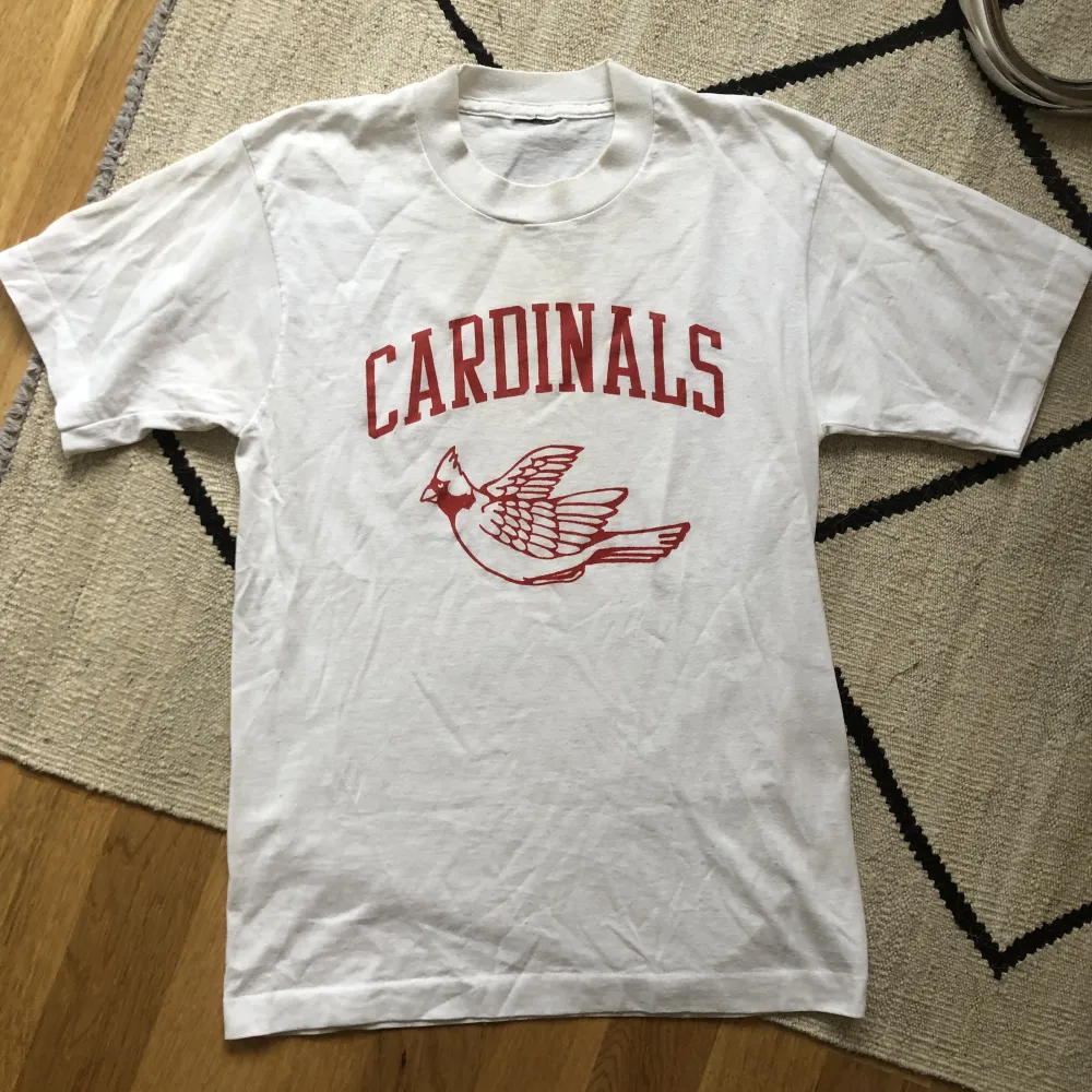 Cardinals vintage tee Size S. T-shirts.