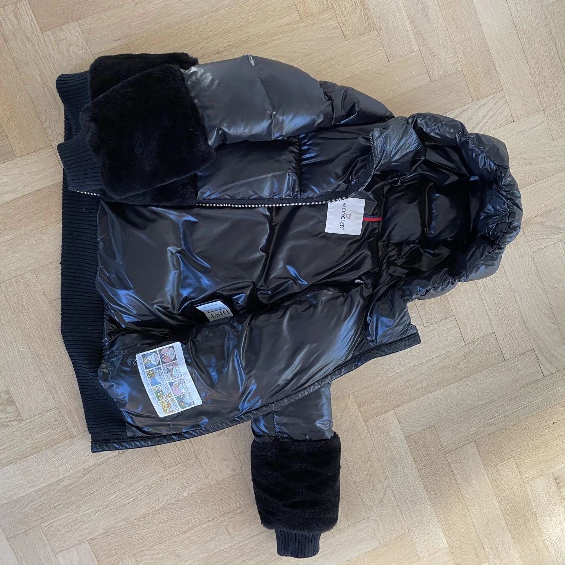 Moncler jacka  - 91