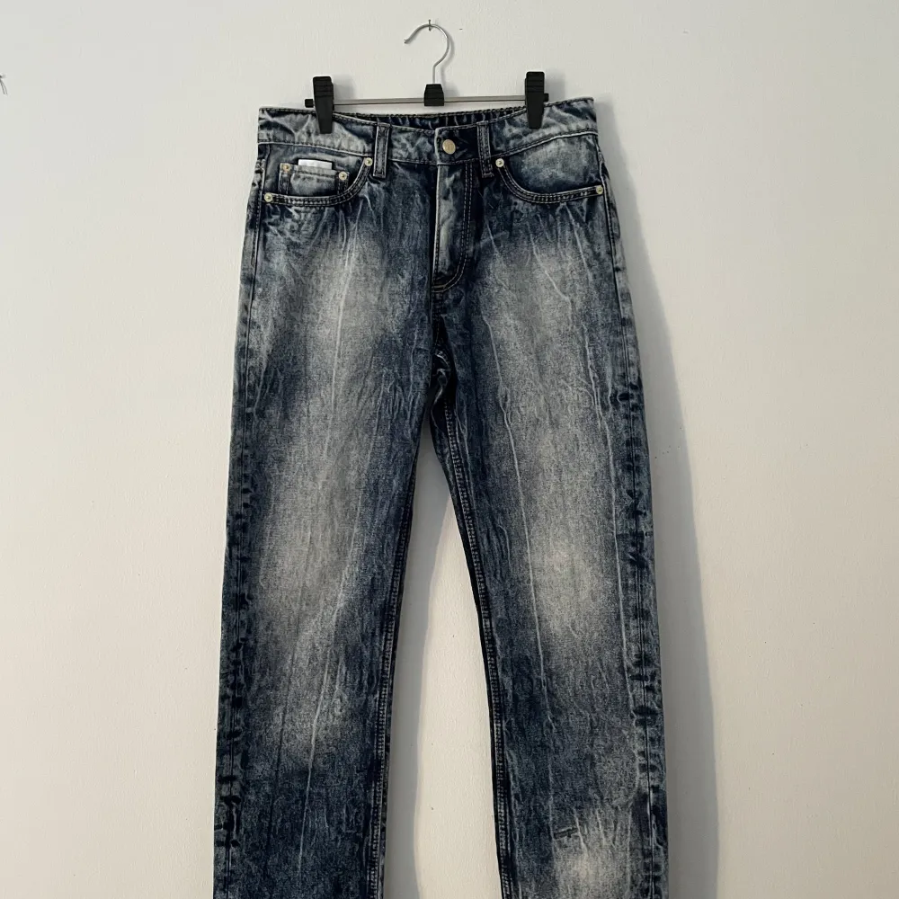 Bleached eytys jeans, model Orion (straight fit & mid-low rise). Condition as new, very trendy & y2k. Jeans & Byxor.