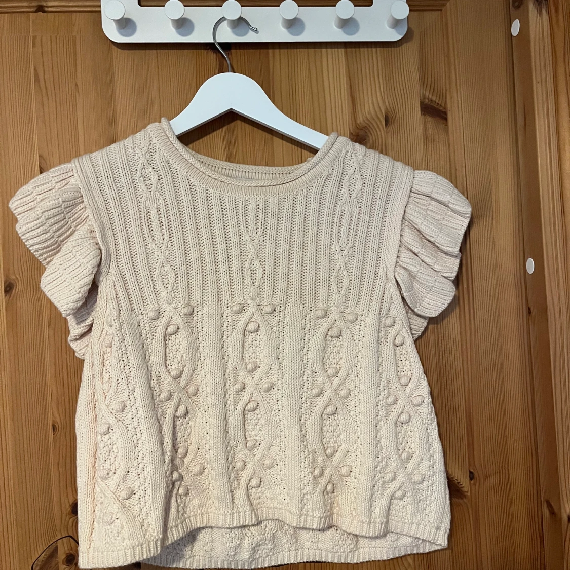 Stickad topp