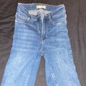 Gina Molly jeans - Gina Molly jeans, knappt använda 