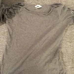 VILA/H&M  - 1. H&M S 2. ZARA BYXOR M 3. VILA S