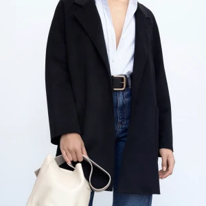 Zara kappa  - Helt ny aldrig använd 