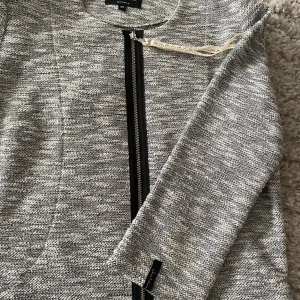 Kofta - Snygg kofta i mjukt material 