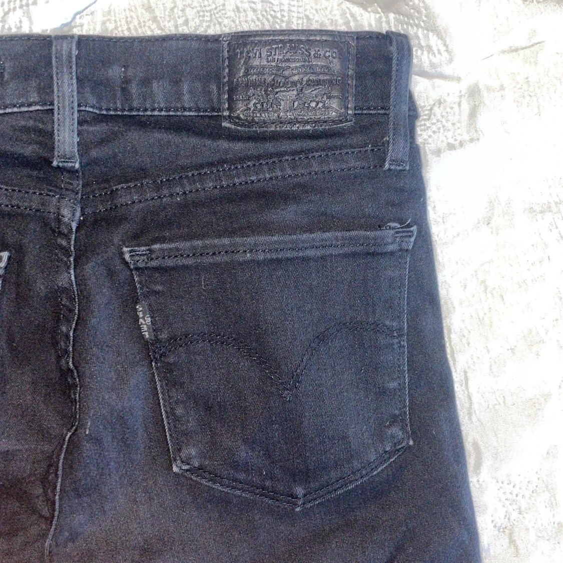 Levi’s jeans - 90