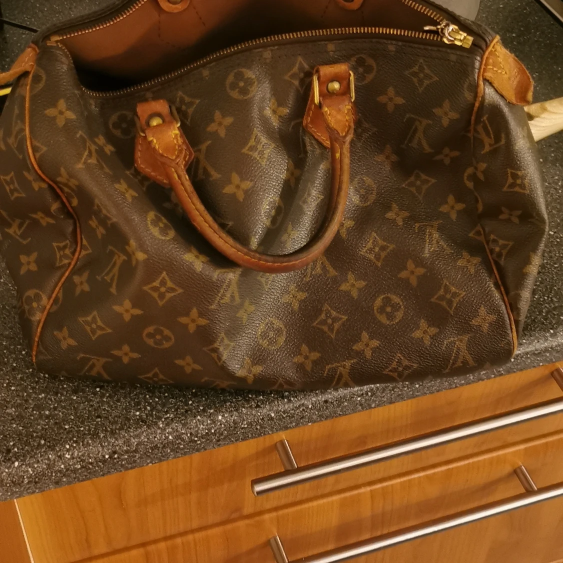 LV äkta väska - 90