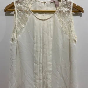 BLUS från forever21 - Jättefin blus från forever21