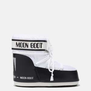 Moonboots  - Hej, säljer nu mina moonboots då dom är endast 5 gånger och kommer inte till användning. Och inga slitningar och som nya! Kan oxå göra byten annat kan bris diskuteras!