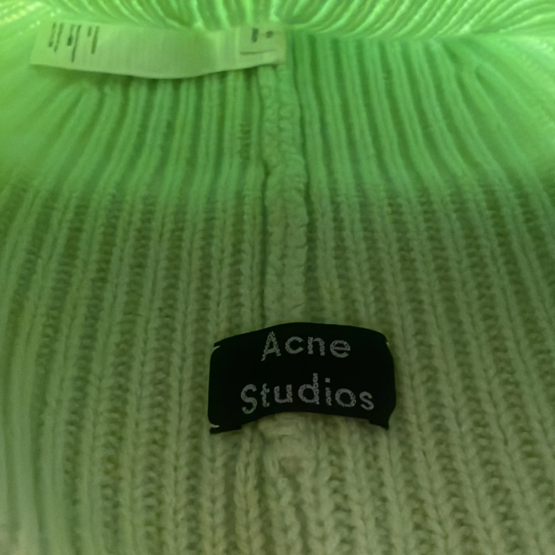 Acne studios mössa - 90