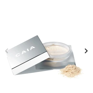 Smink - Säljer mitt translucent matte puder från caia 💓som endast är provat! (Köptes för 295)