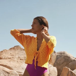 Kofta - Zara - Söt kofta från zara i storlek L, aldrig använd.  200kr.  Kan fraktas❤️