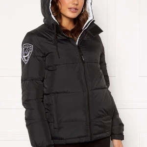 Dum jacka - En fin tjock varm skön dunjacka i bra skick. 