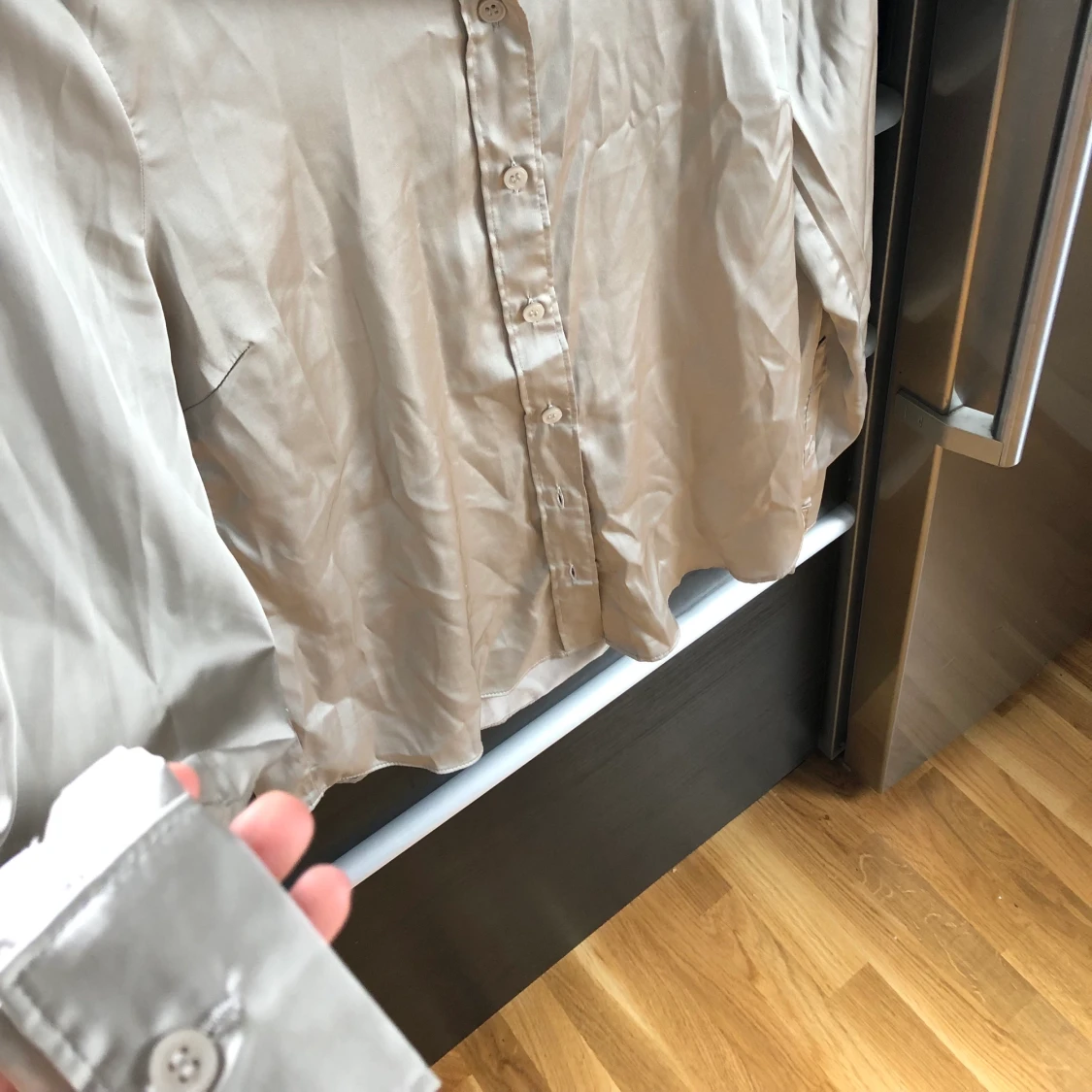 satin/ siden skjorta  - 90