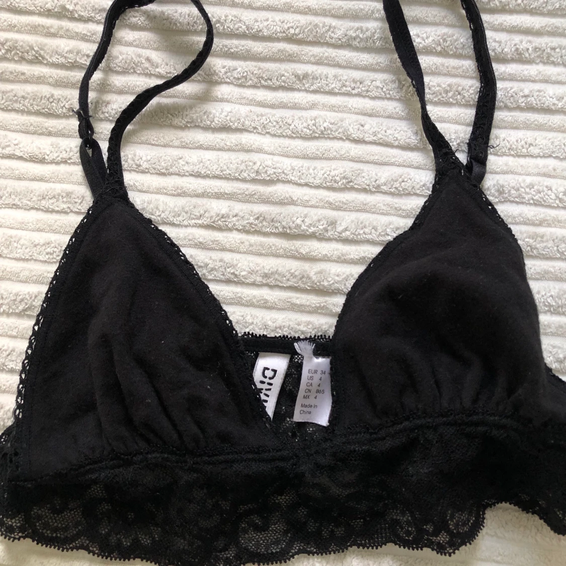 Svart Spetstopp  - 90