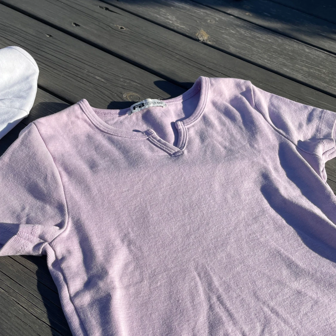 Fin lila tröja från newyorker (stav) i bra skick använd typ 2 gånger och köpte den i somras💞