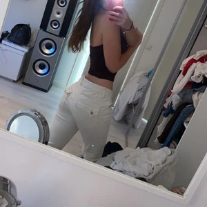Jeans - Raka vita jeans med as snygga fickor på rumpan!! (Lågmidjade)