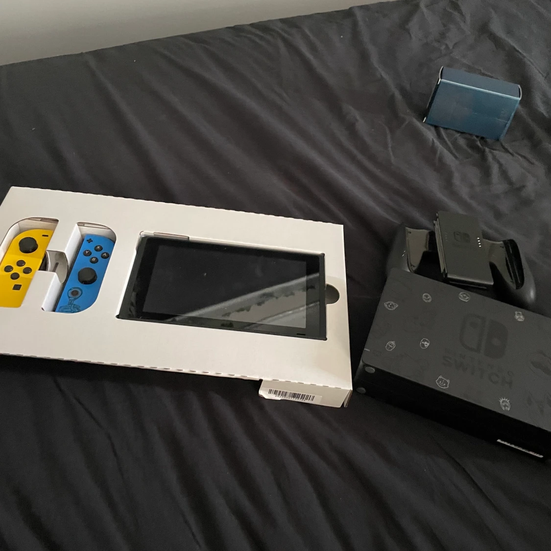 Nintendo switch Fortnite edition  - 91