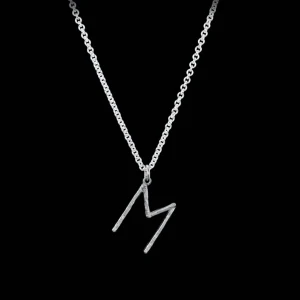 Maria Nilsdotter  - Jag säljer mitt V från Maria Nilsdotter pågrund utav att jag inte haft någon användning utav det. 