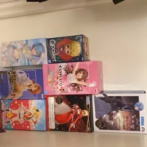 Anime figurer - Dm vid intresse så ger jag er priset på er önskad produkt! Priset ligger mellan 300-400kr🫶🏻